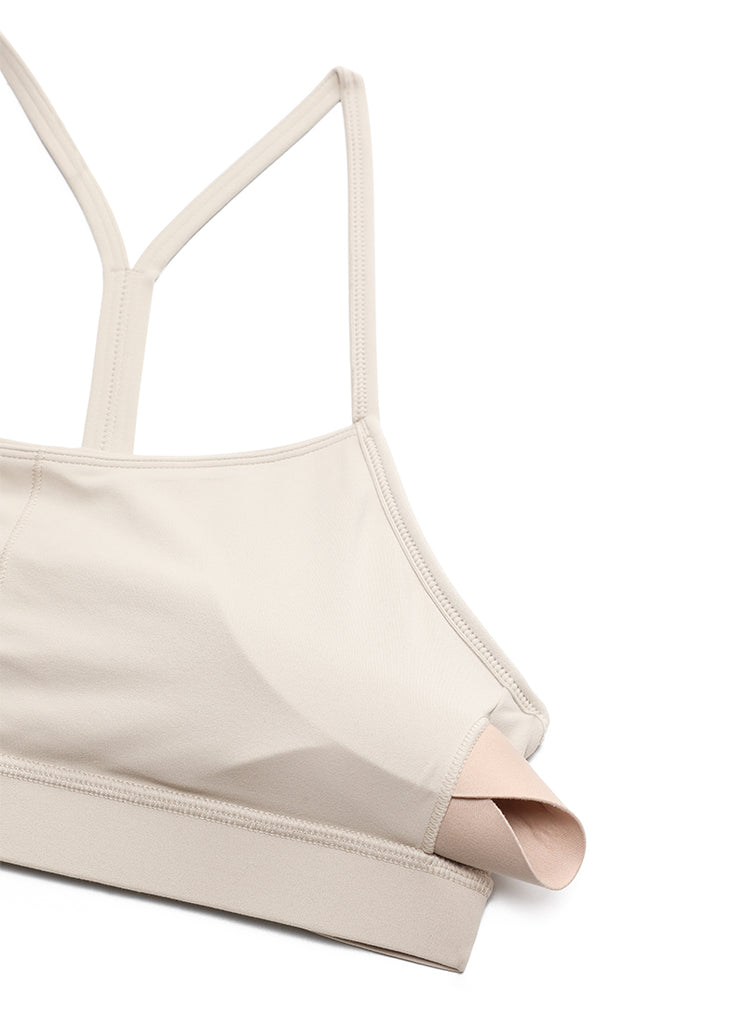 CRZ YOGA Women's Yoga Light Support Butterluxe Sports Bra Y back Mojave Tan