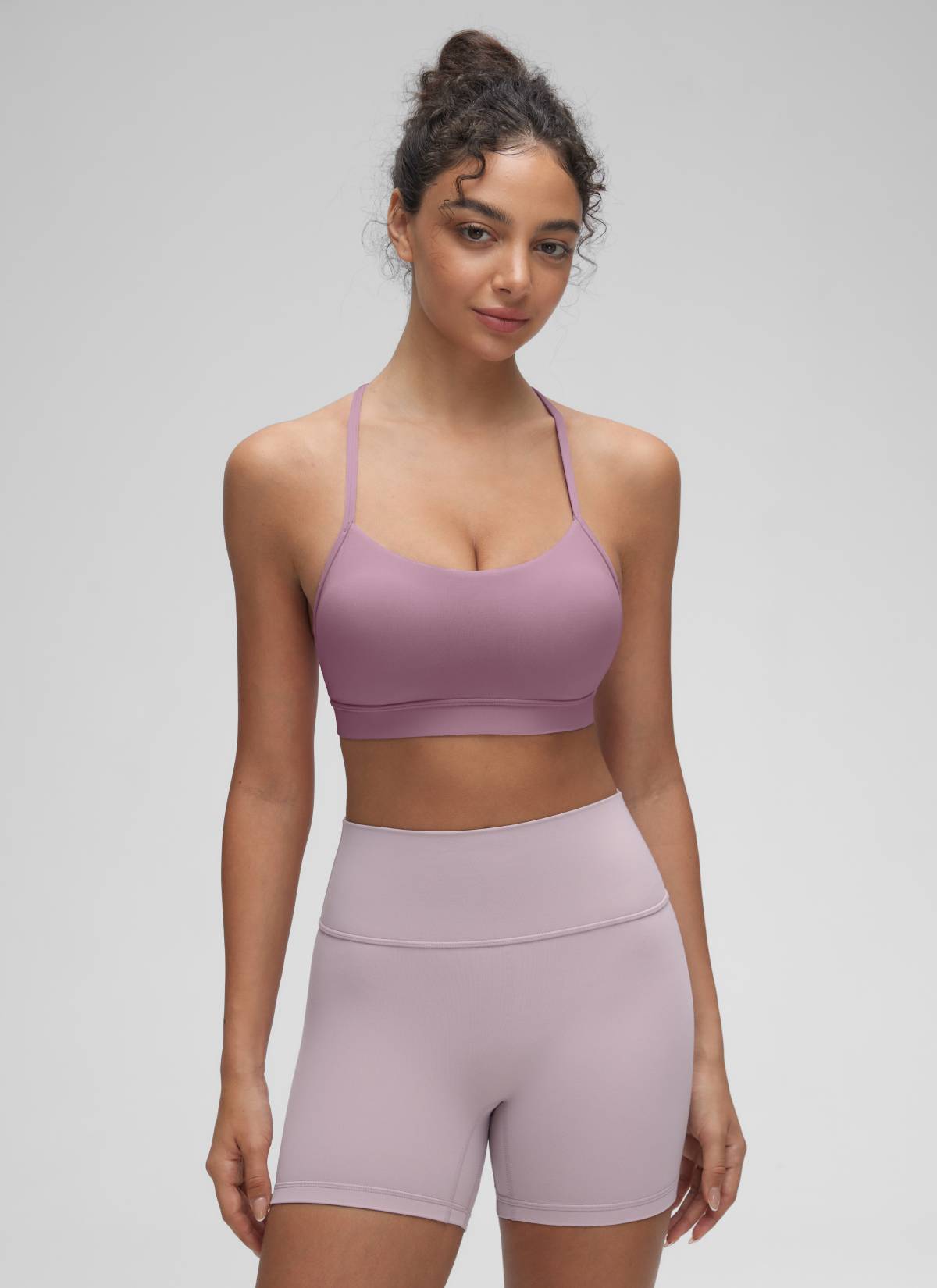 CRZ YOGA Women's Yoga Light Support Butterluxe Sports Bra Y back Light Lavender @model_info:Anano