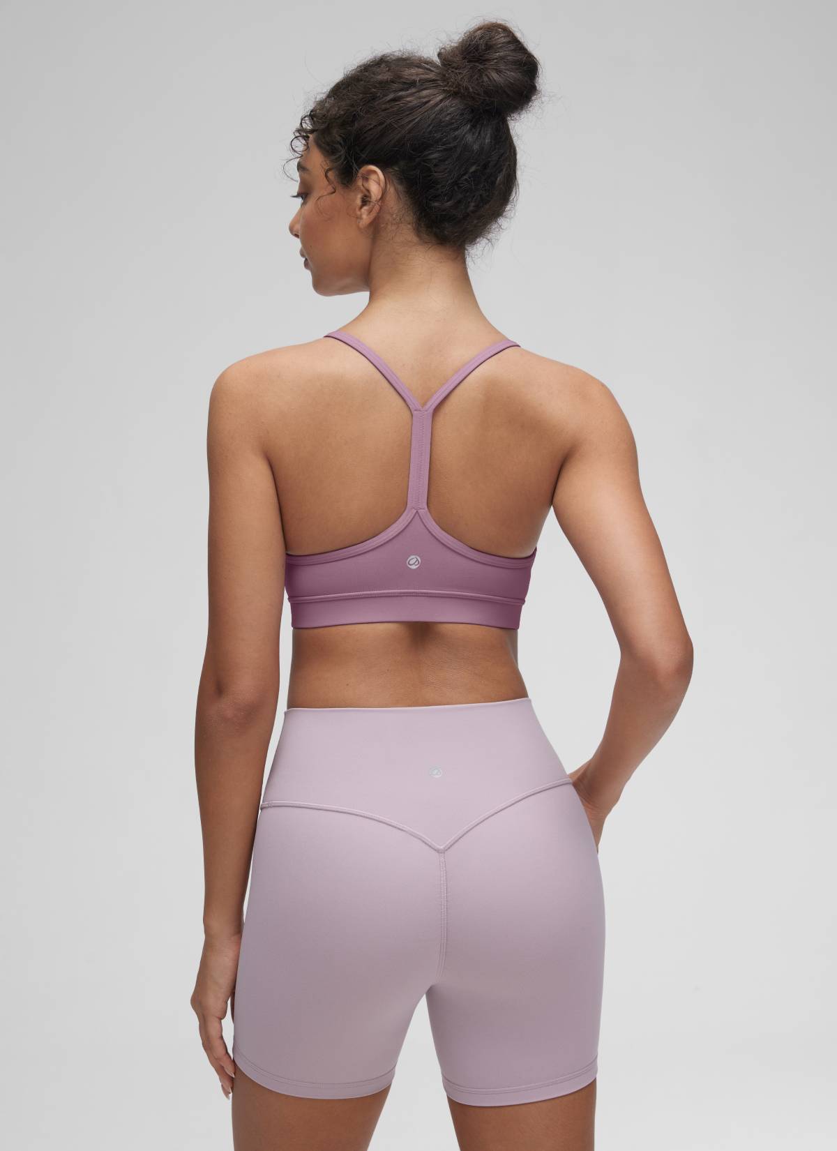 CRZ YOGA Women's Yoga Light Support Butterluxe Sports Bra Y back Light Lavender @model_info:Anano