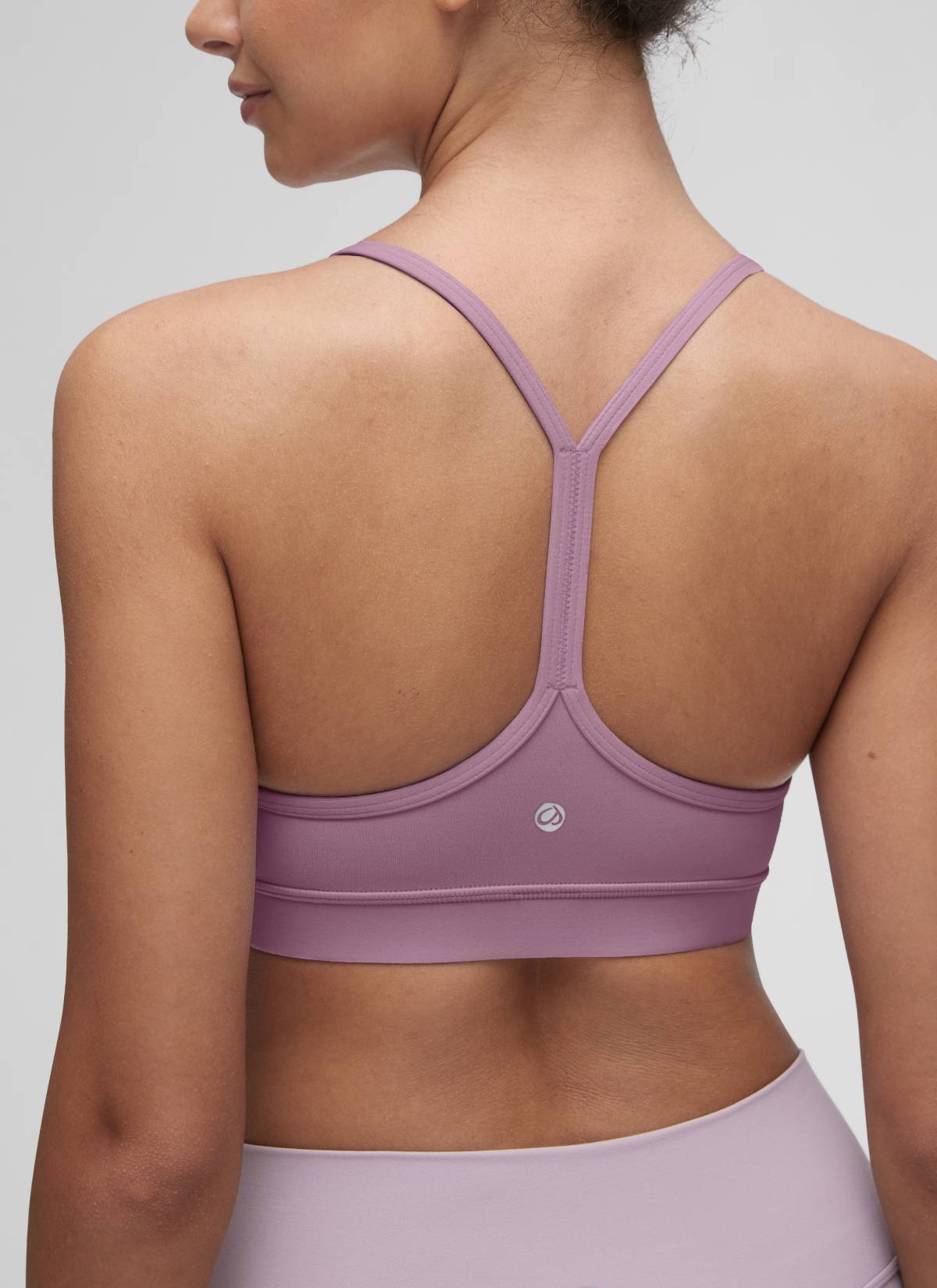 CRZ YOGA Women's Yoga Light Support Butterluxe Sports Bra Y back Light Lavender @model_info:Anano