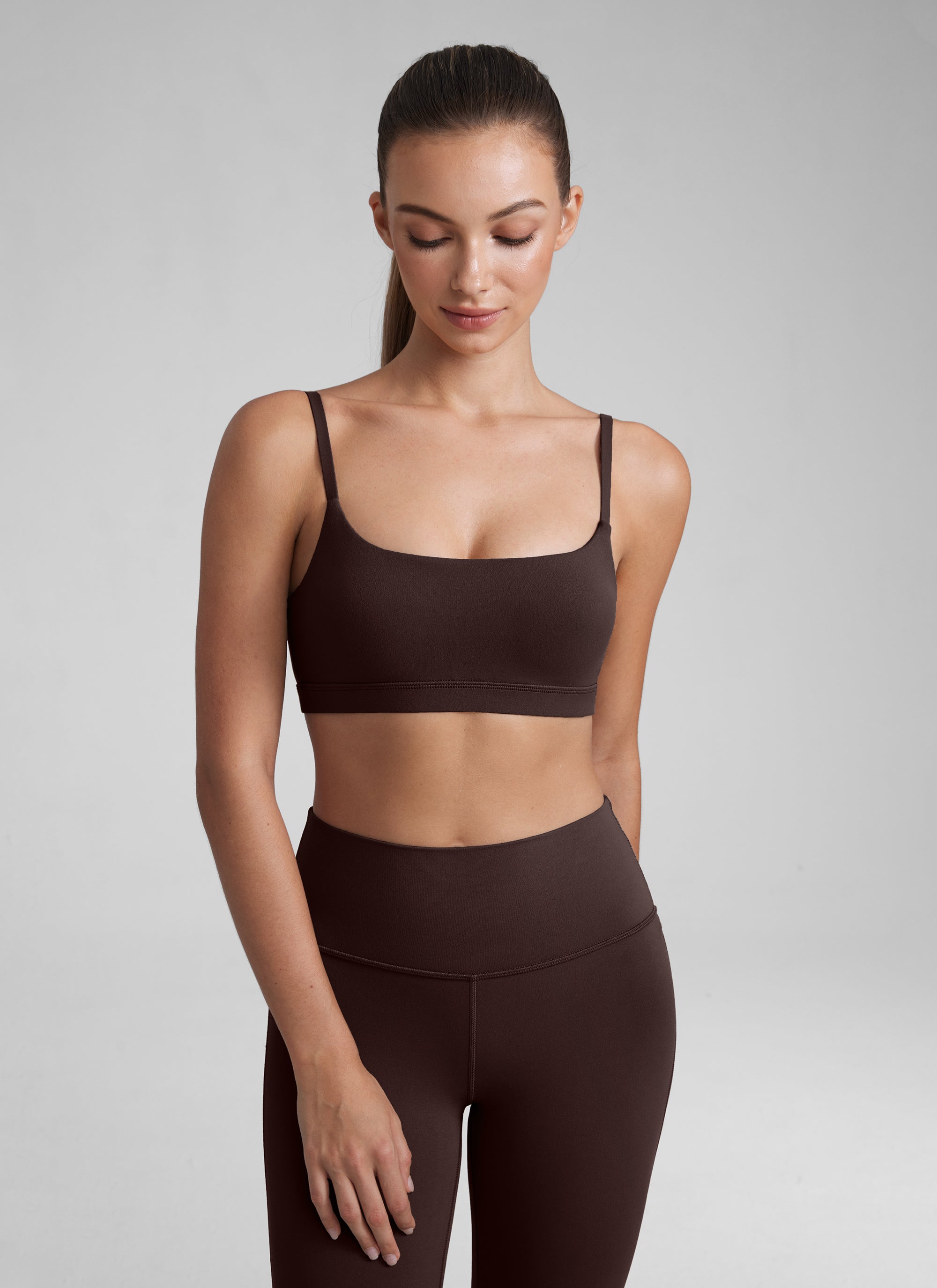 CRZ YOGA Womens Butterluxe Adjustable Spaghetti Strap Scoop Neck Bra Hot Fudge Brown