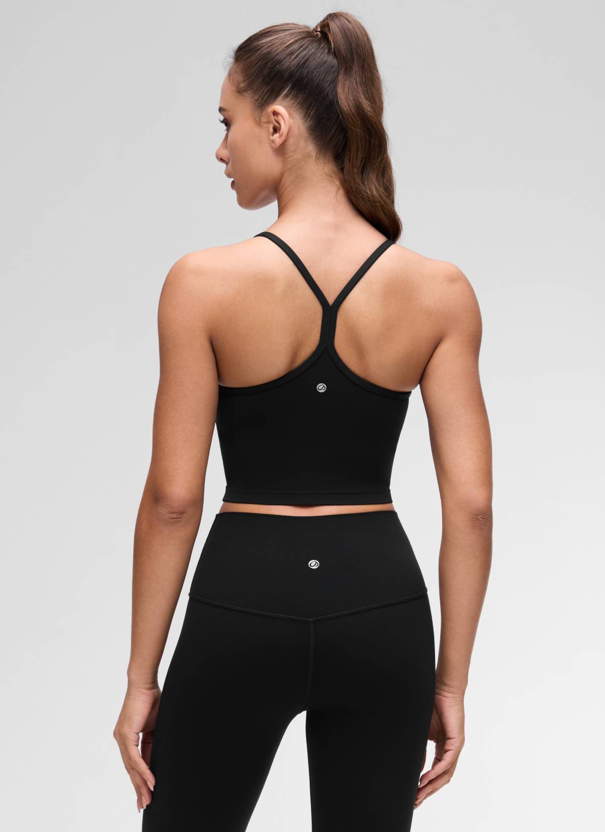 CRZ YOGA Womens Butterluxe Y Back Longline Sports Bras Crop Tank Top Black @model_info:Maria