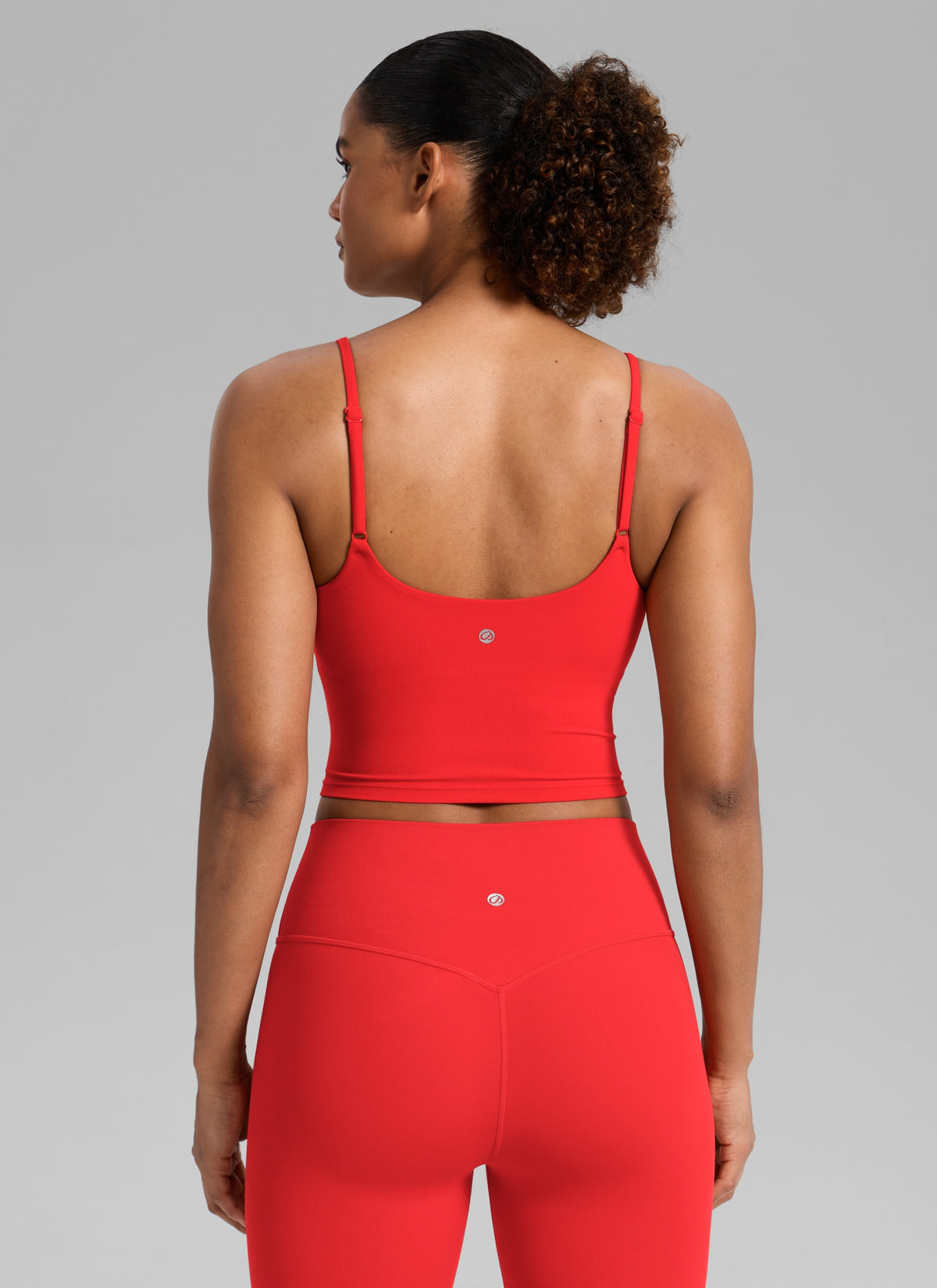 CRZ YOGA Womens Butterlift Scoop Neck U Back Yoga Longline Sports Bra Deep Red @model_info:Barbara