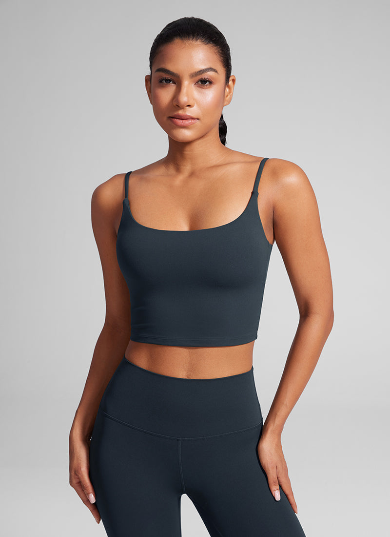 CRZ YOGA Womens Butterlift Scoop Neck U Back Yoga Longline Sports Bra True Navy @model_info:Amanda