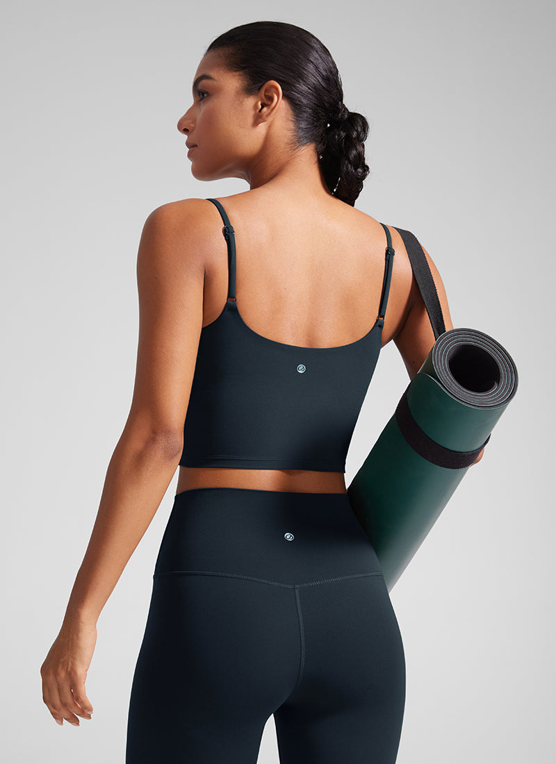 CRZ YOGA Womens Butterlift Scoop Neck U Back Yoga Longline Sports Bra True Navy @model_info:Amanda