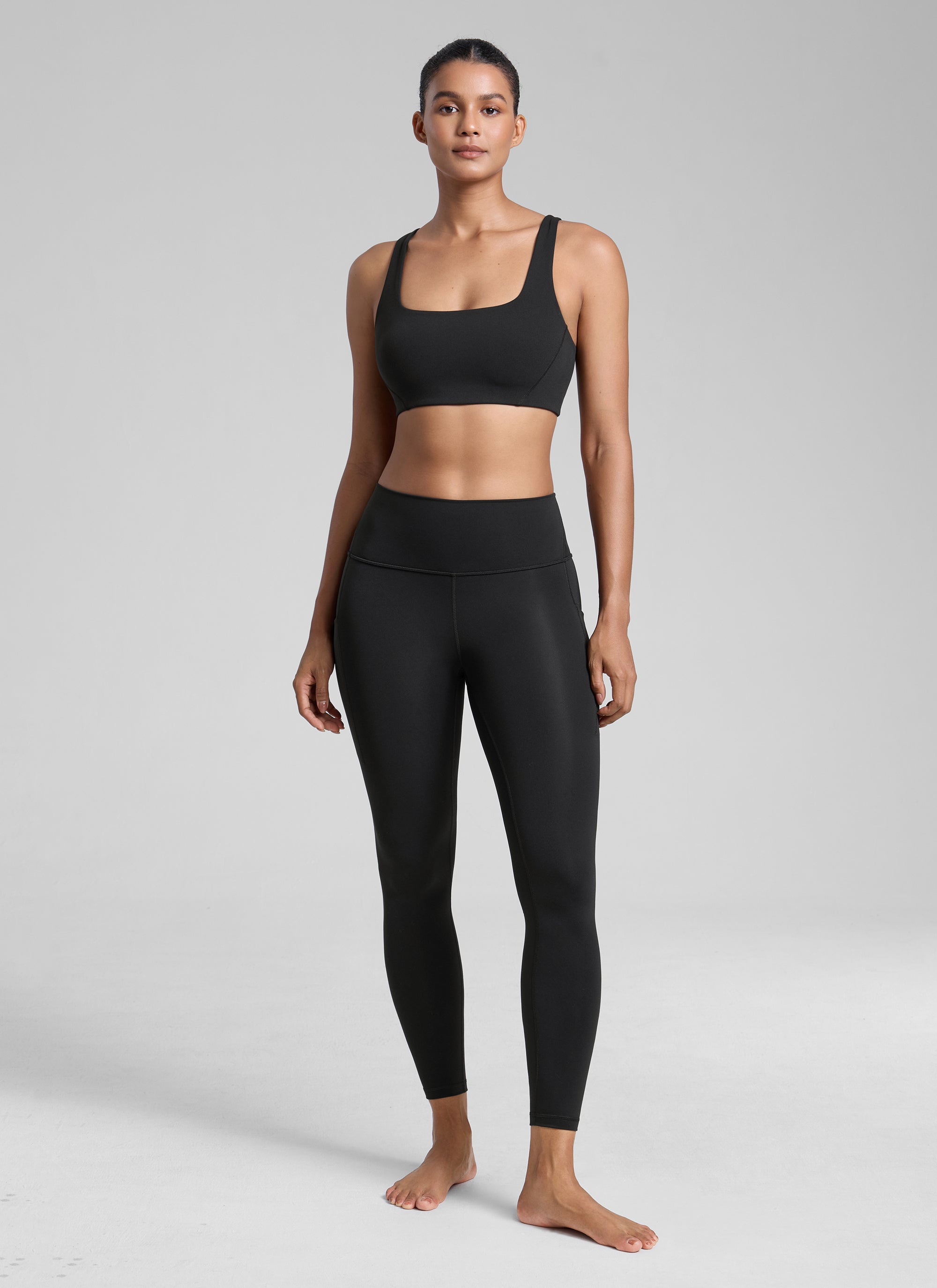 CRZ YOGA Womens Butterlift Double Lined Square Neck Yoga Sports Bra Black @model_info:Barbara