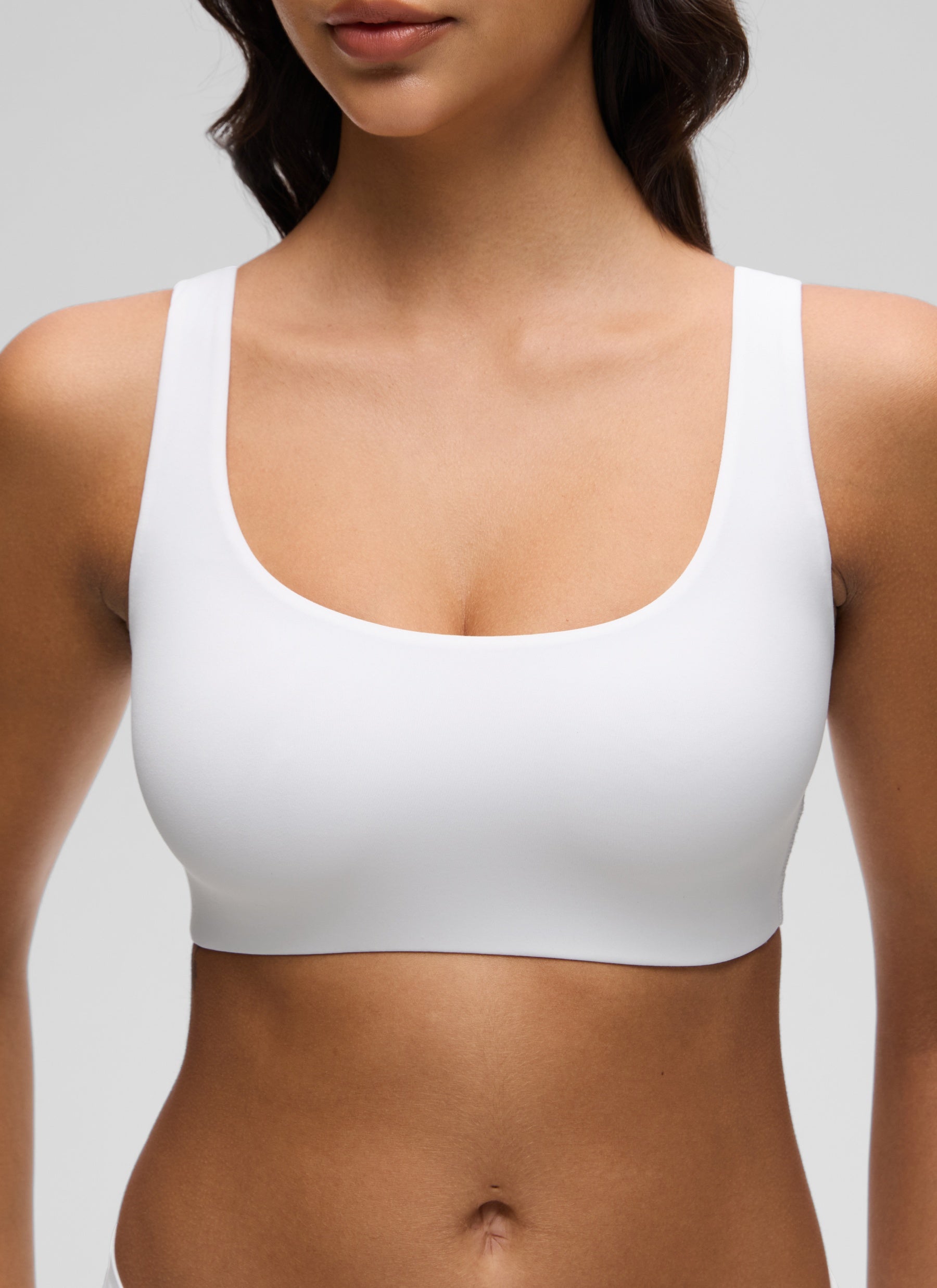 CRZ YOGA Women's Softhold Wireless Double Lined U Back Everyday Bra Snow White