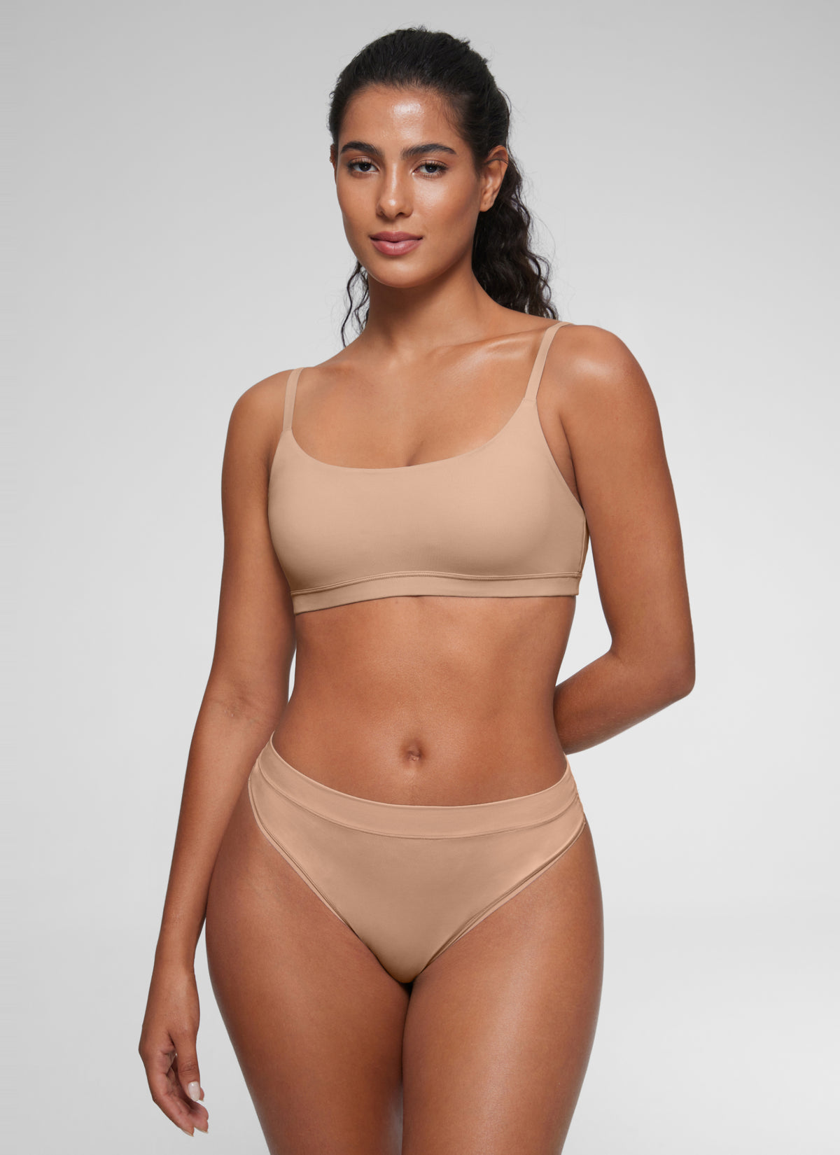 CRZ YOGA Women's Softhold Wireless Scoop Neck  Everyday Bra Adjustable Warm Beige @model_info:S1