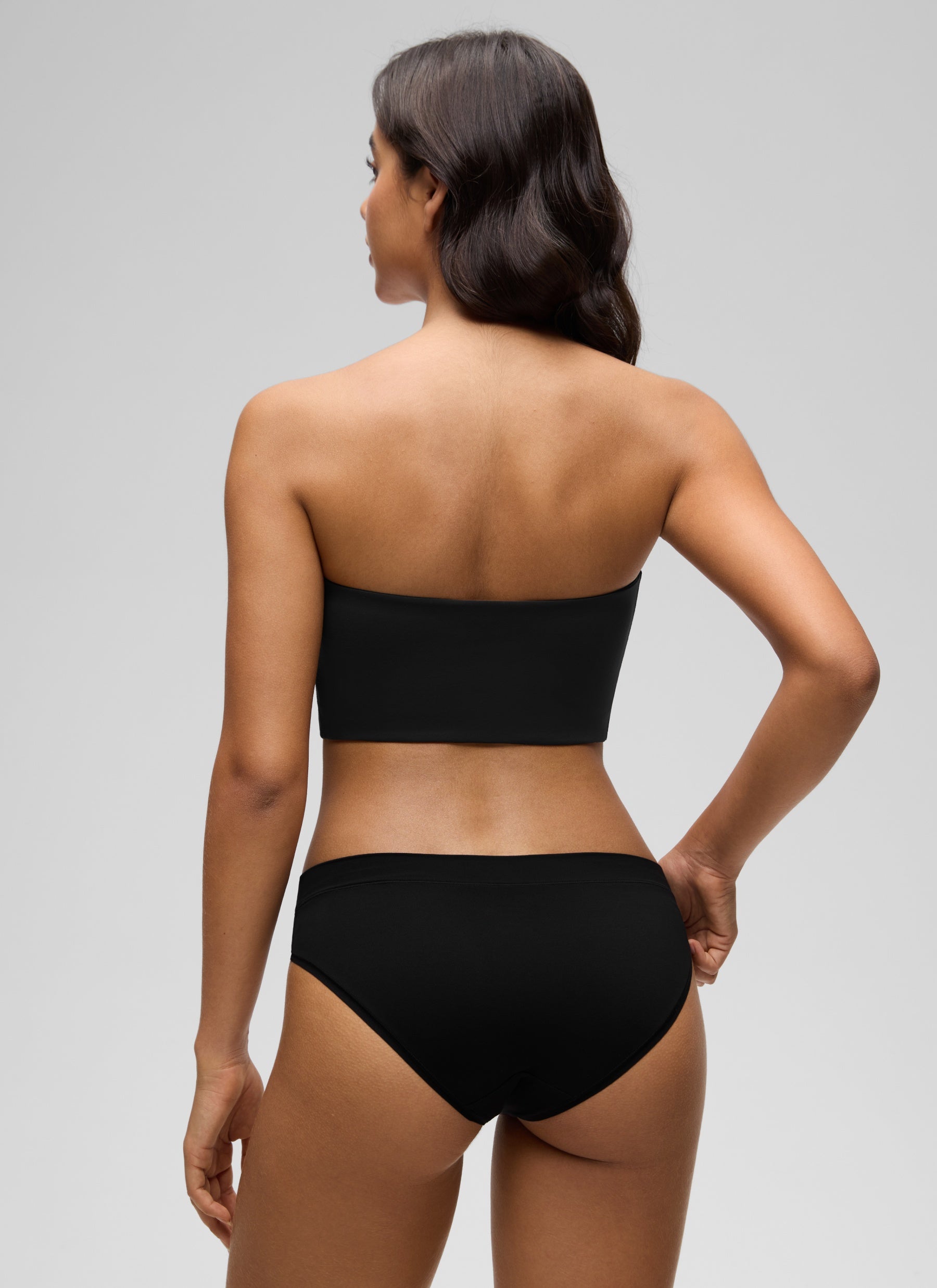 CRZ YOGA Women Softhold Double Lined Strapless Wireless  Bralettes Black