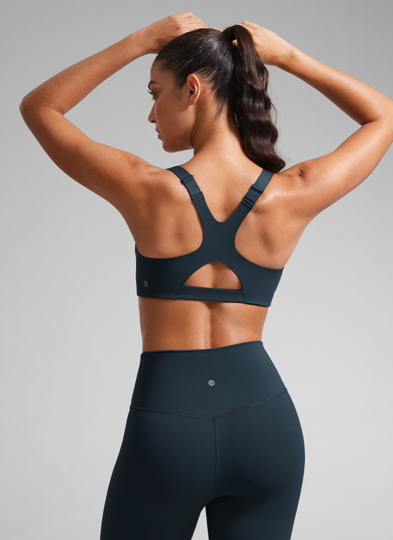 CRZ YOGA Women's Gym Top Butterlift Scoop Neck Bra Adjustable Straps True Navy @model_info:Mariana