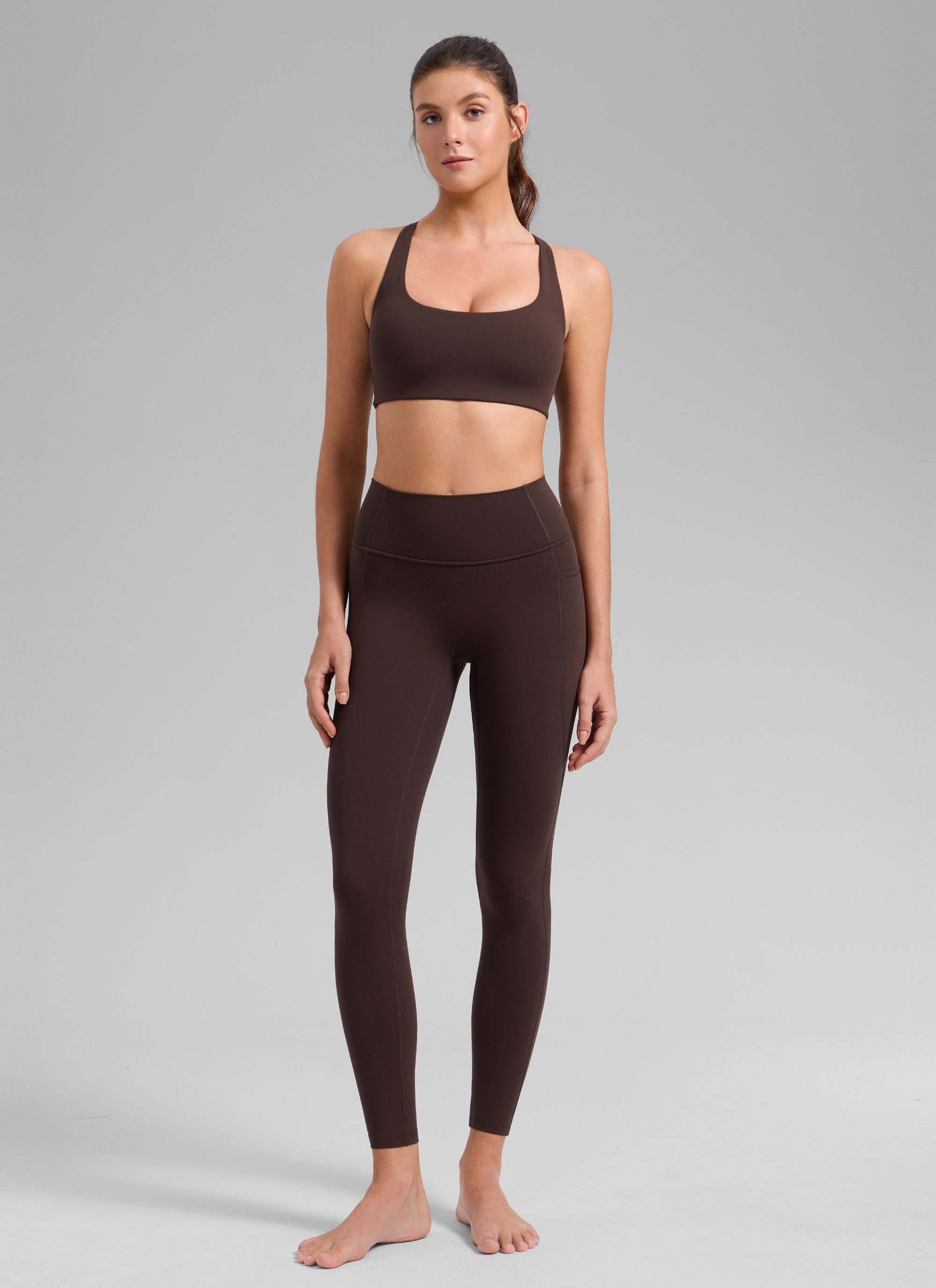 CRZ YOGA Women's Butterlift Workout Cross Back Built in Bra Sports Bra Hot Fudge Brown @model_info:Gelya