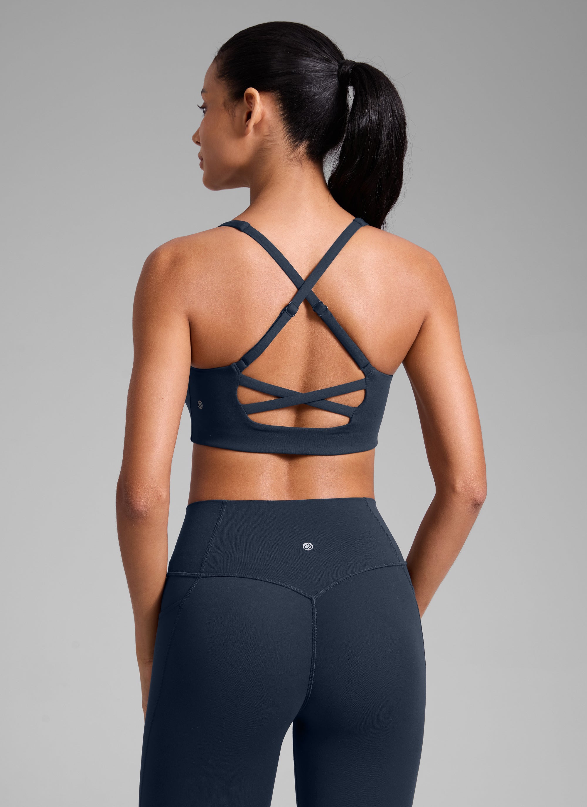 CRZ YOGA Women's Butterlift Workout Cross Back Built in Bra Sports Bra Twilight Blue @model_info:Angelly