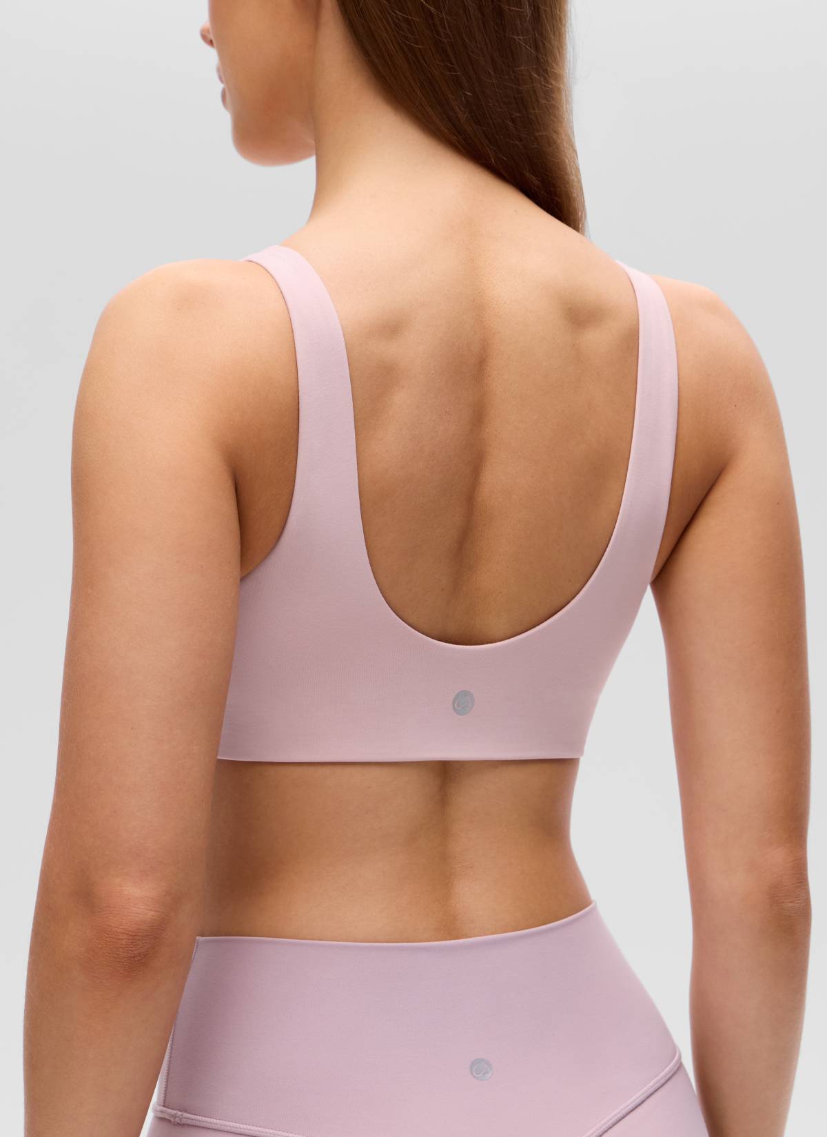 CRZ YOGA Women's Butterluxe Yoga U Back Sports Bra Light Support Pink Haze @model_info:Lary