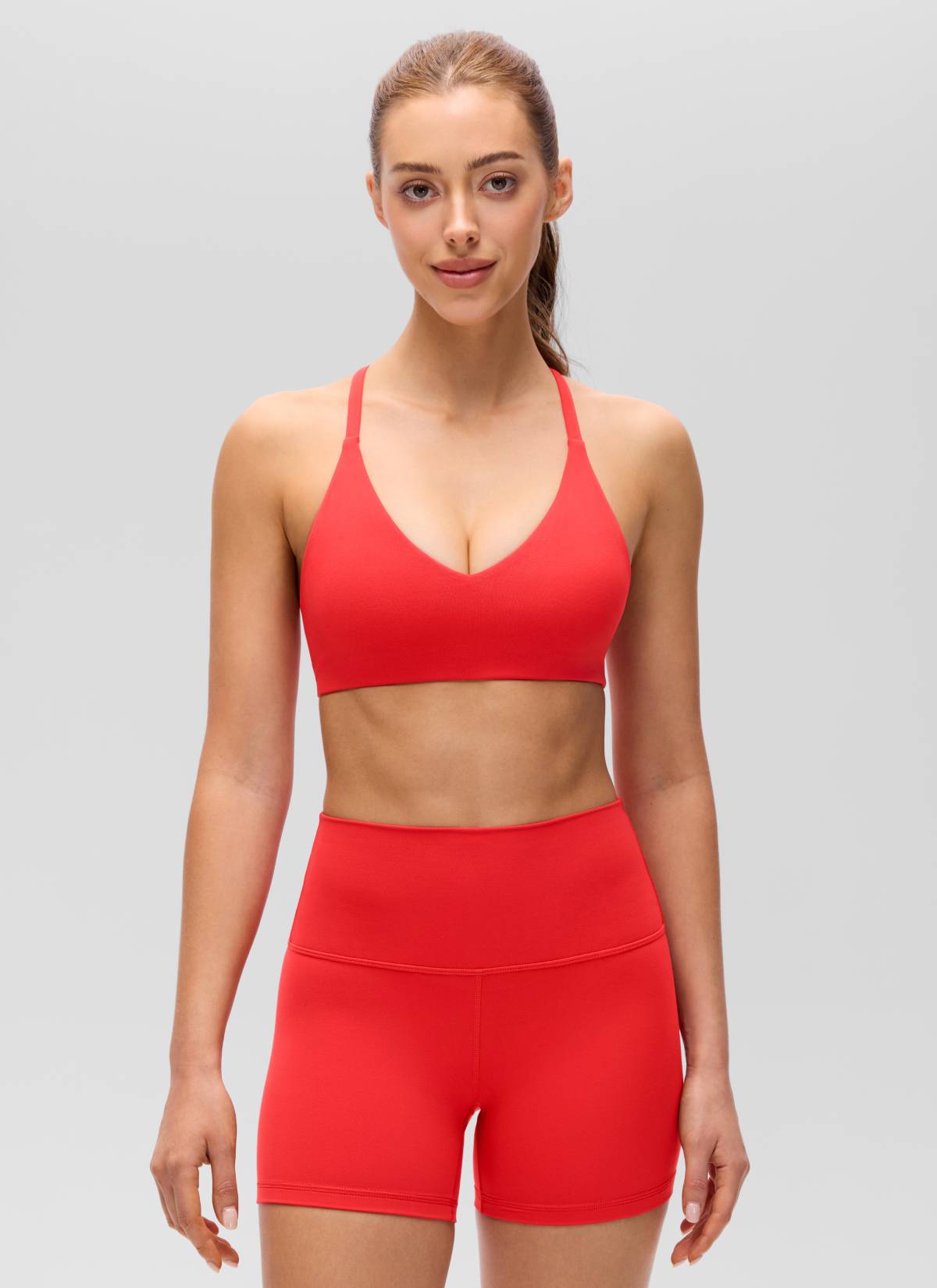 CRZ YOGA Women's Butterluxe V Neck  Racerback Thin Straps Sports Bra Deep Red @model_info:Lary