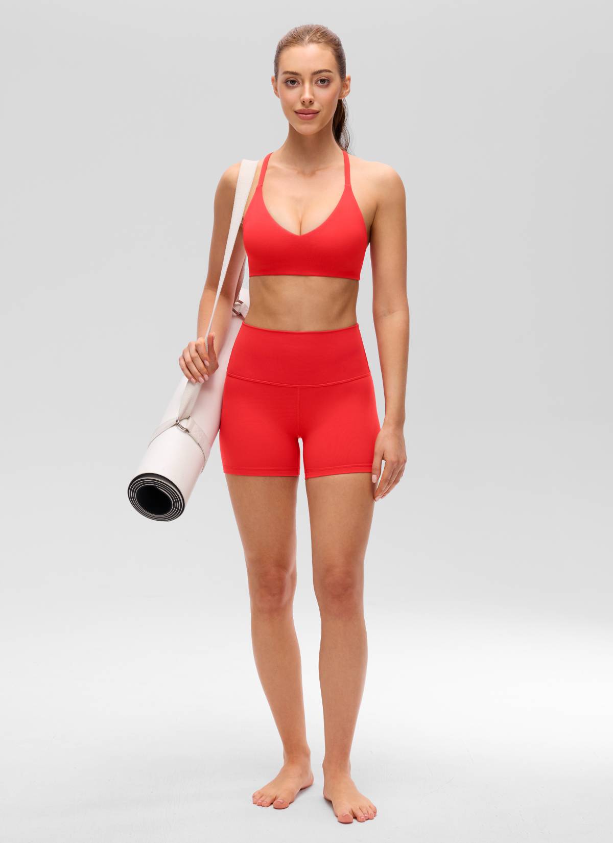 CRZ YOGA Women's Butterluxe V Neck  Racerback Thin Straps Sports Bra Deep Red @model_info:Lary