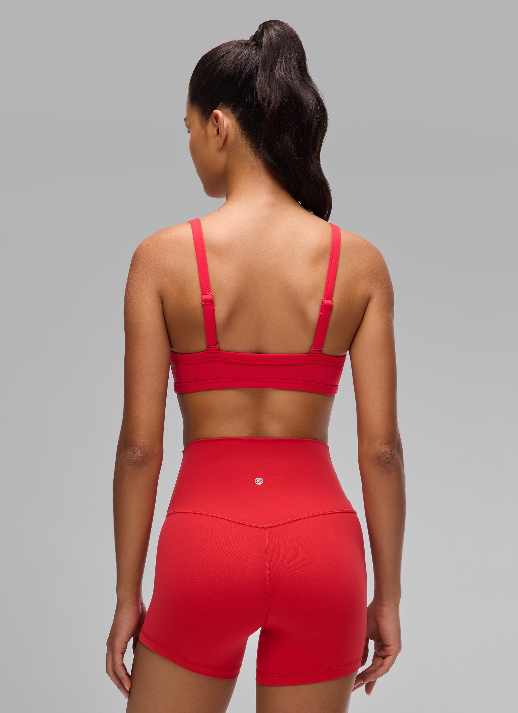 CRZ YOGA Butterlift Women's Double Lined V Neck Workout Sports Bras Aurora Red