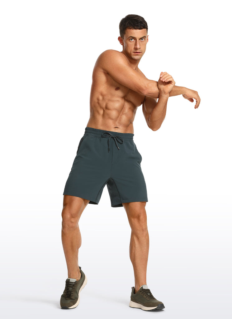 CRZ YOGA Men's Train Run Classic Fit Feathery-Fit Lined Shorts 7'' Melanite