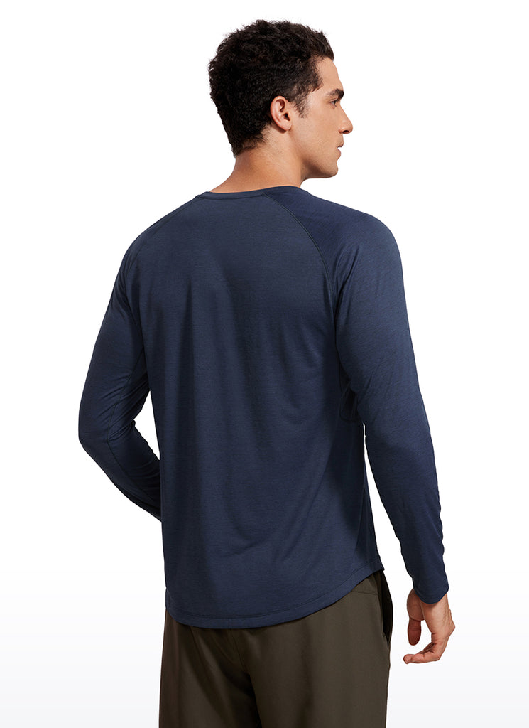 CRZ YOGA Men's Train Slim Fit Lightweight Rounded Scallop Long Sleeves Carbon Heather