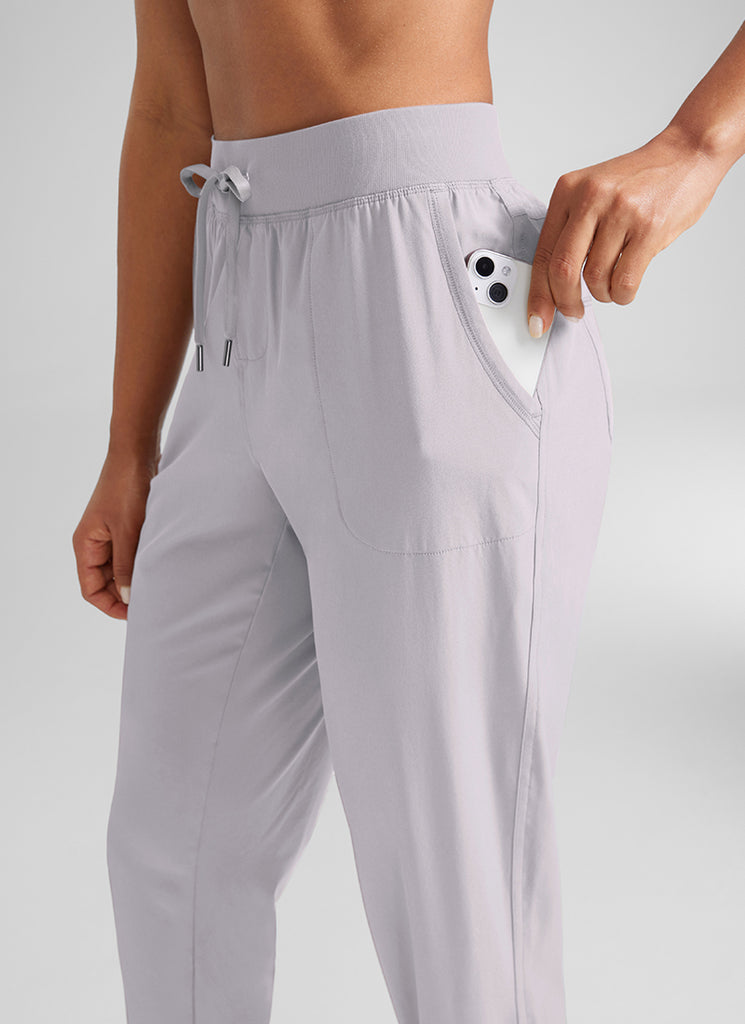 CRZ YOGA Women's Train Loose Fit Feathery-Fit Drawstring Jogger 28'' Melanite