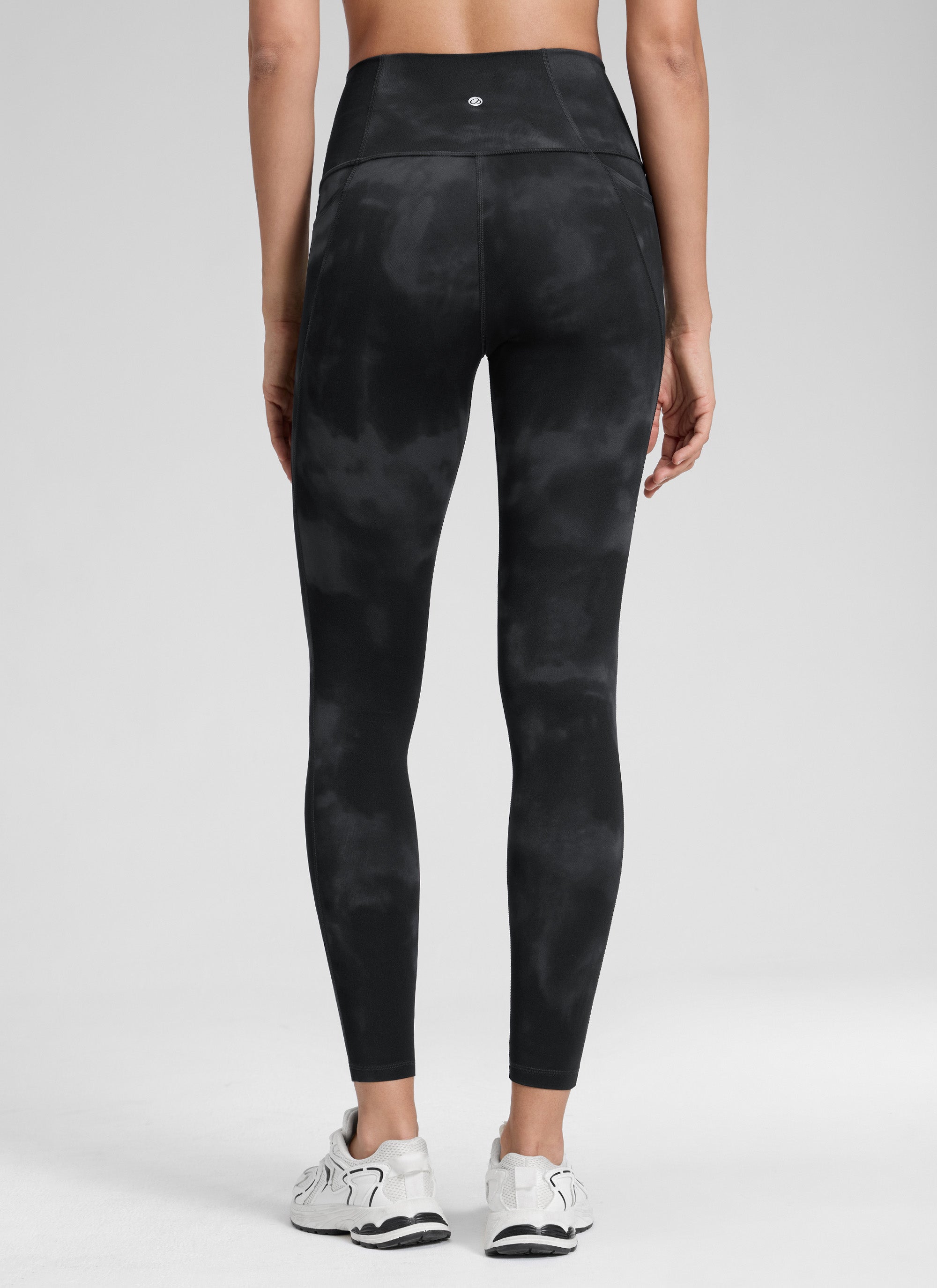 CRZ YOGA Women's Yoga Lounge High Rise Butterluxe Pocket Leggings 25'' Black Tie Dye Flowers @model_info:Jenna