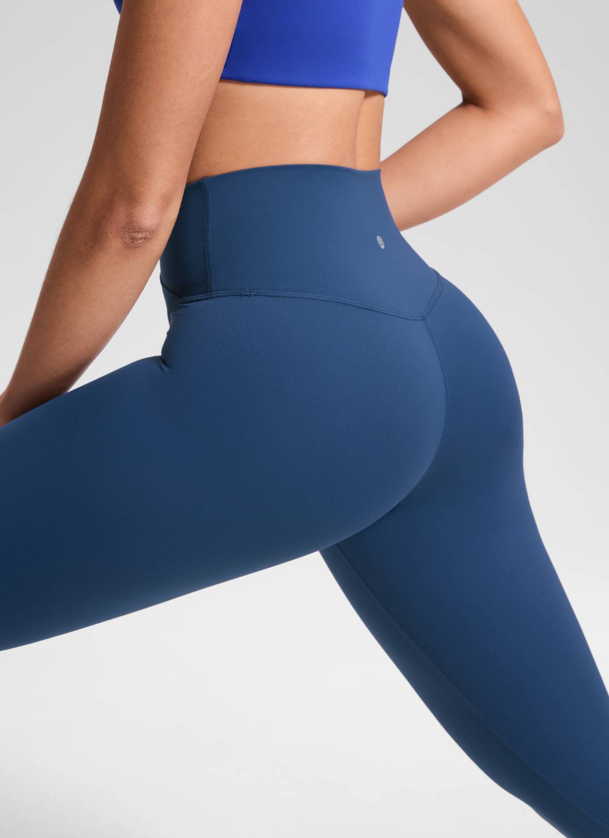 CRZ YOGA Vrouwen Butterluxe zwangerschapslegging met zakken over de buik 28 - Zachte workout actieve yoga zwangerschapsbroek Olijfgroen XS CRZ YOGA Vrouwen Butterluxe zwangerschapslegging met zakken over de buik 28 - Zachte workout actieve yoga zwangerschapsbroek Olijfgroen XS