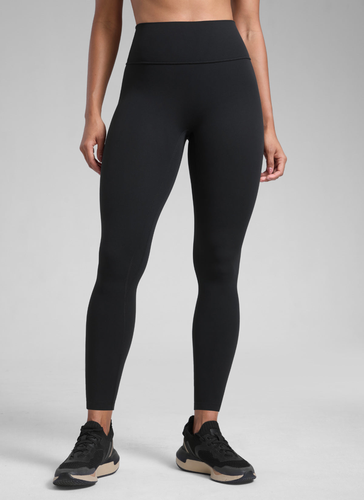 CRZ YOGA Women's Secretsculpt™ Workout No Front Seam Legging 28'' Black @model_info:Barbara