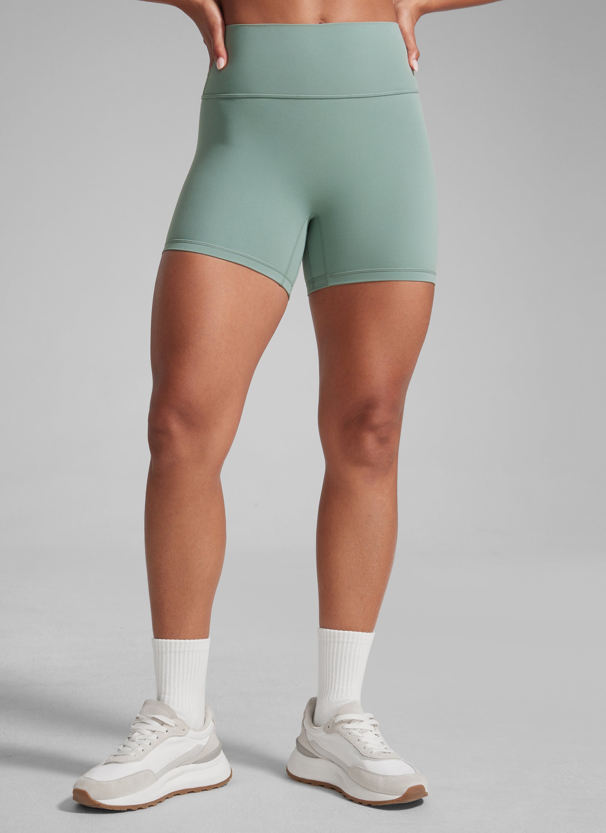 CRZ YOGA Womens Butterlift Scrunch Butt Atheletic Workout Biker Shorts Crater Green @model_info:C