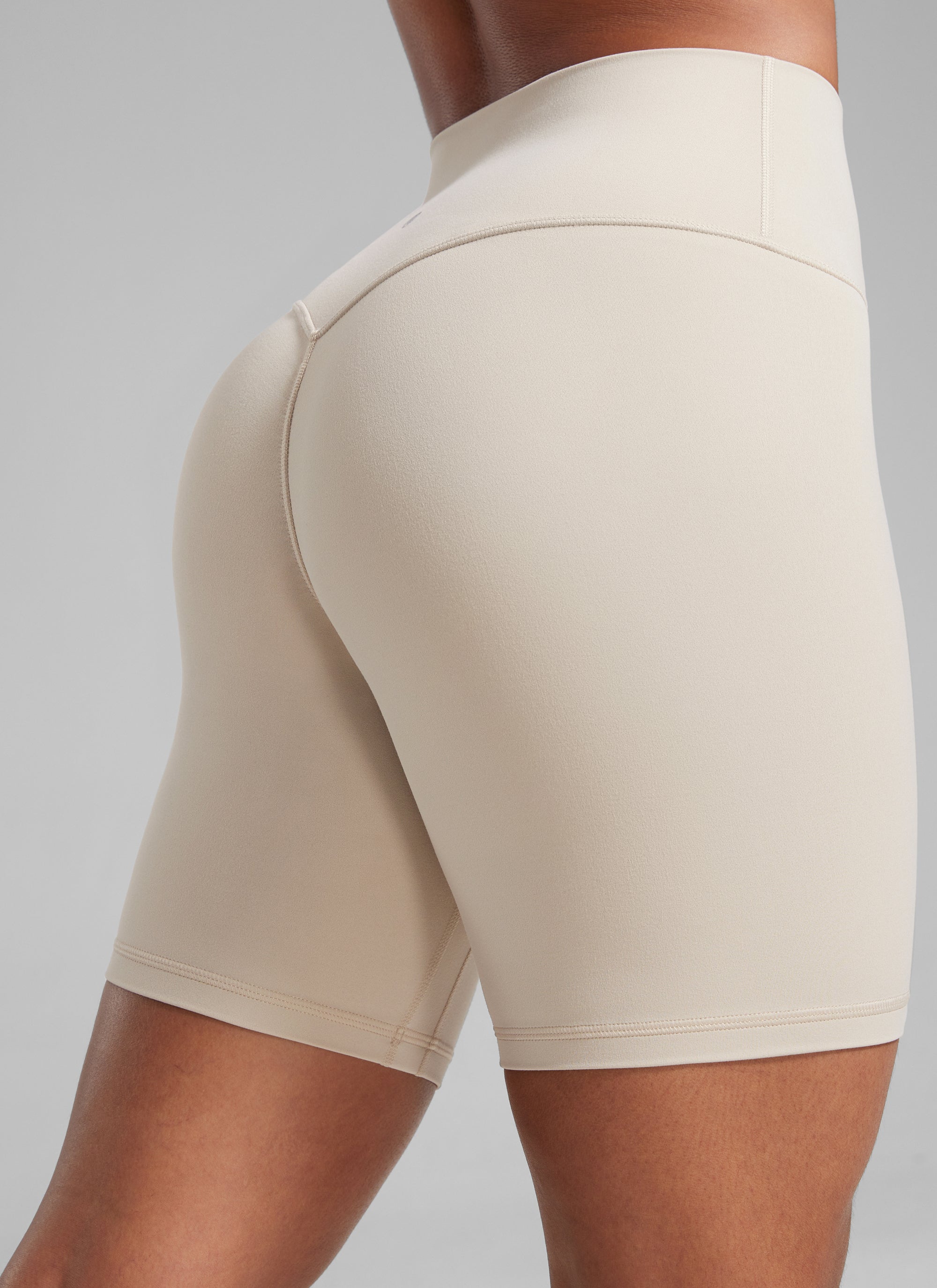CRZ YOGA Butterlift Womens Scrunch Butt Biker Shorts 6'' No Front Seam Mojave Tan