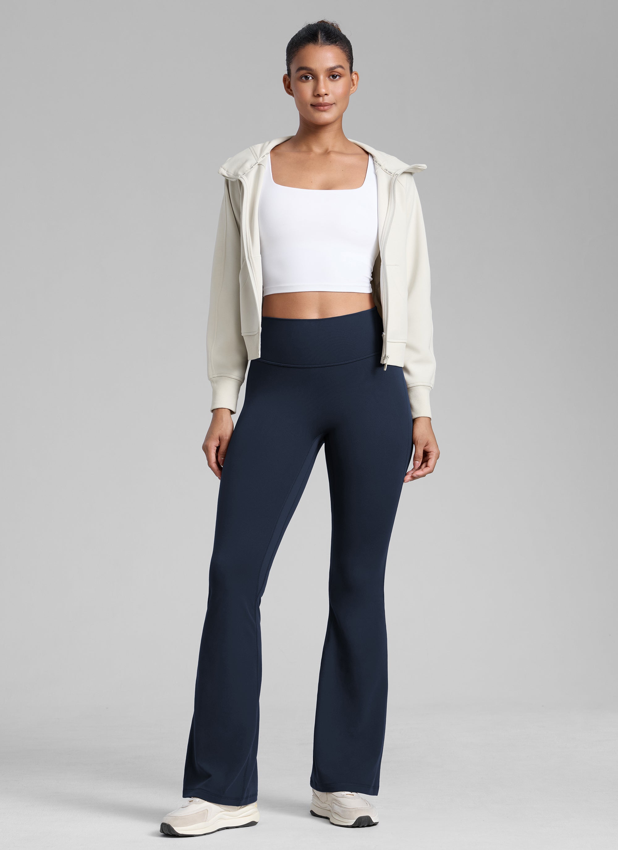 Secretsculpt™ No Front Seam Flare Legging 31''