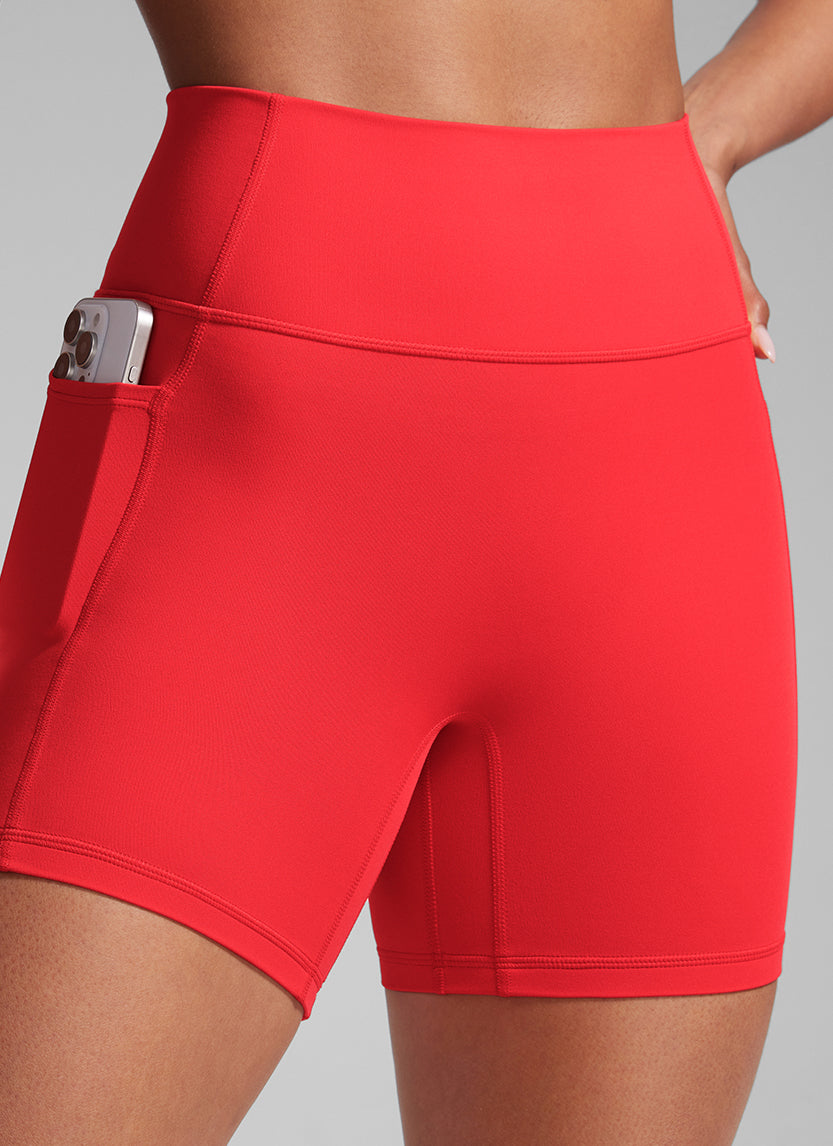CRZ YOGA Butterlift Womens Scrunch Butt No Front Seam Pocket Biker Shorts 5'' Deep Red @model_info:Crystal