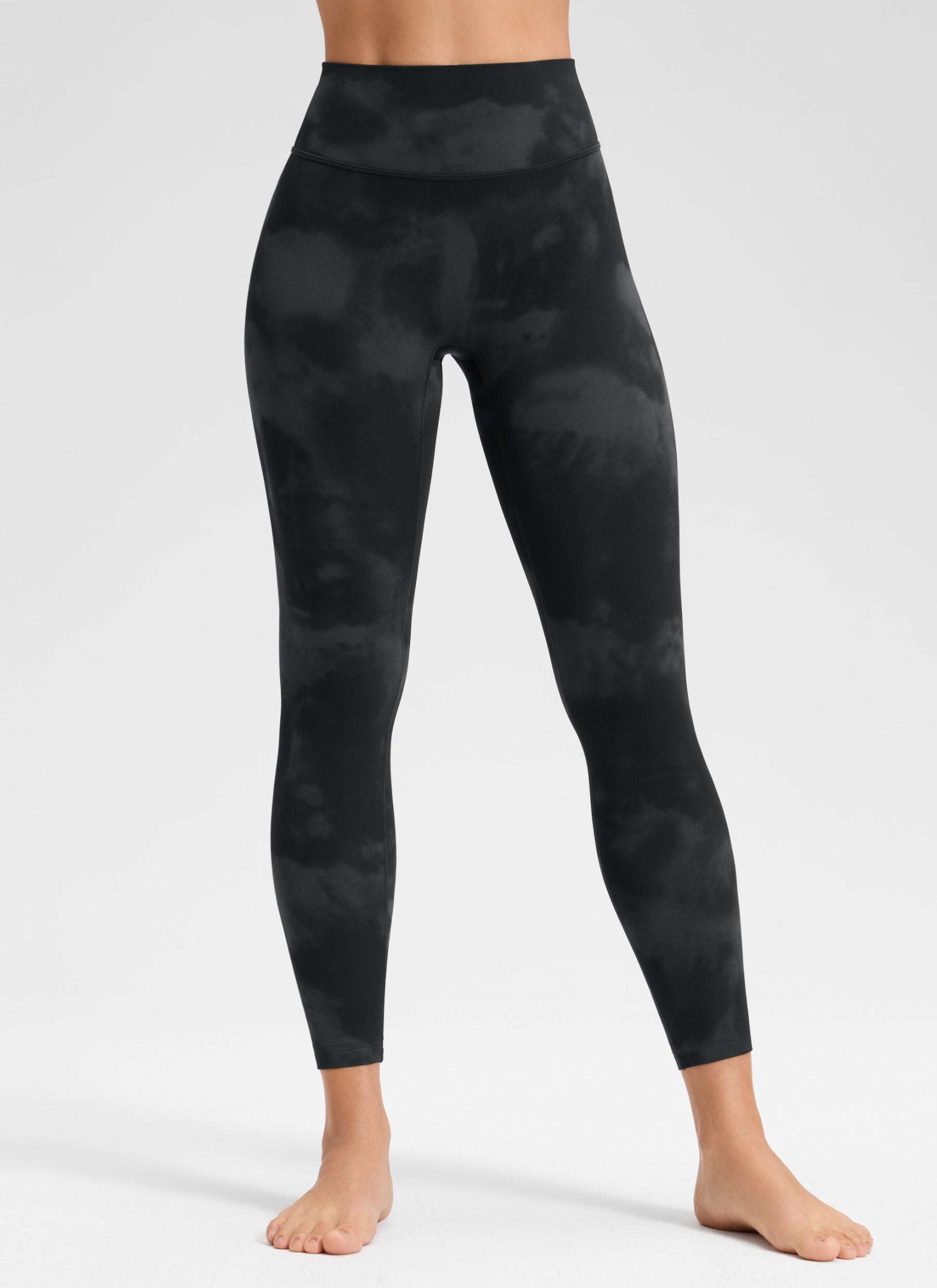 CRZ YOGA Softretch Secretsculpt™ Minor High Rise Front Seam Legging Black Tie Dye Flowers @model_info:Aline