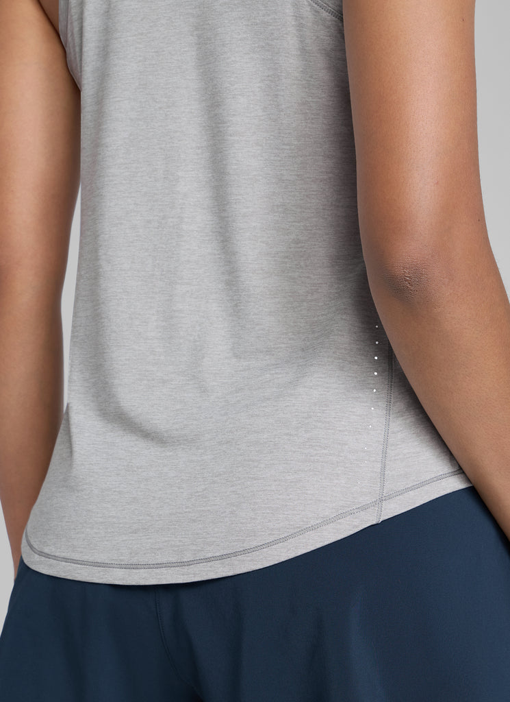 CRZ YOGA Women's Running Relaxed Fit Ultralight Tank Top Racerback Silver Mist