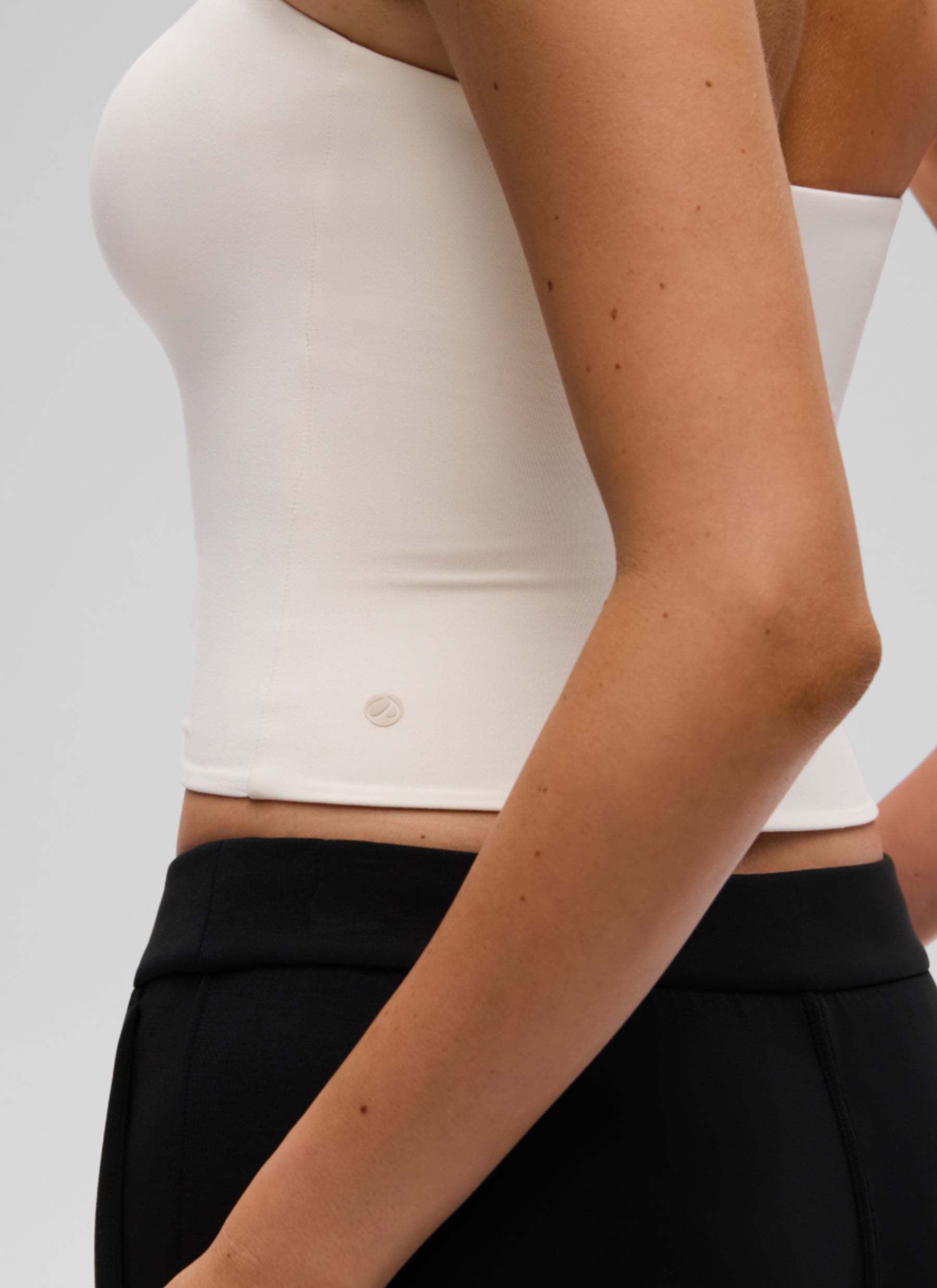 CRZ YOGA Women's Casual Butterluxe Tight Fit Strapless Tops White Apricot @model_info:K