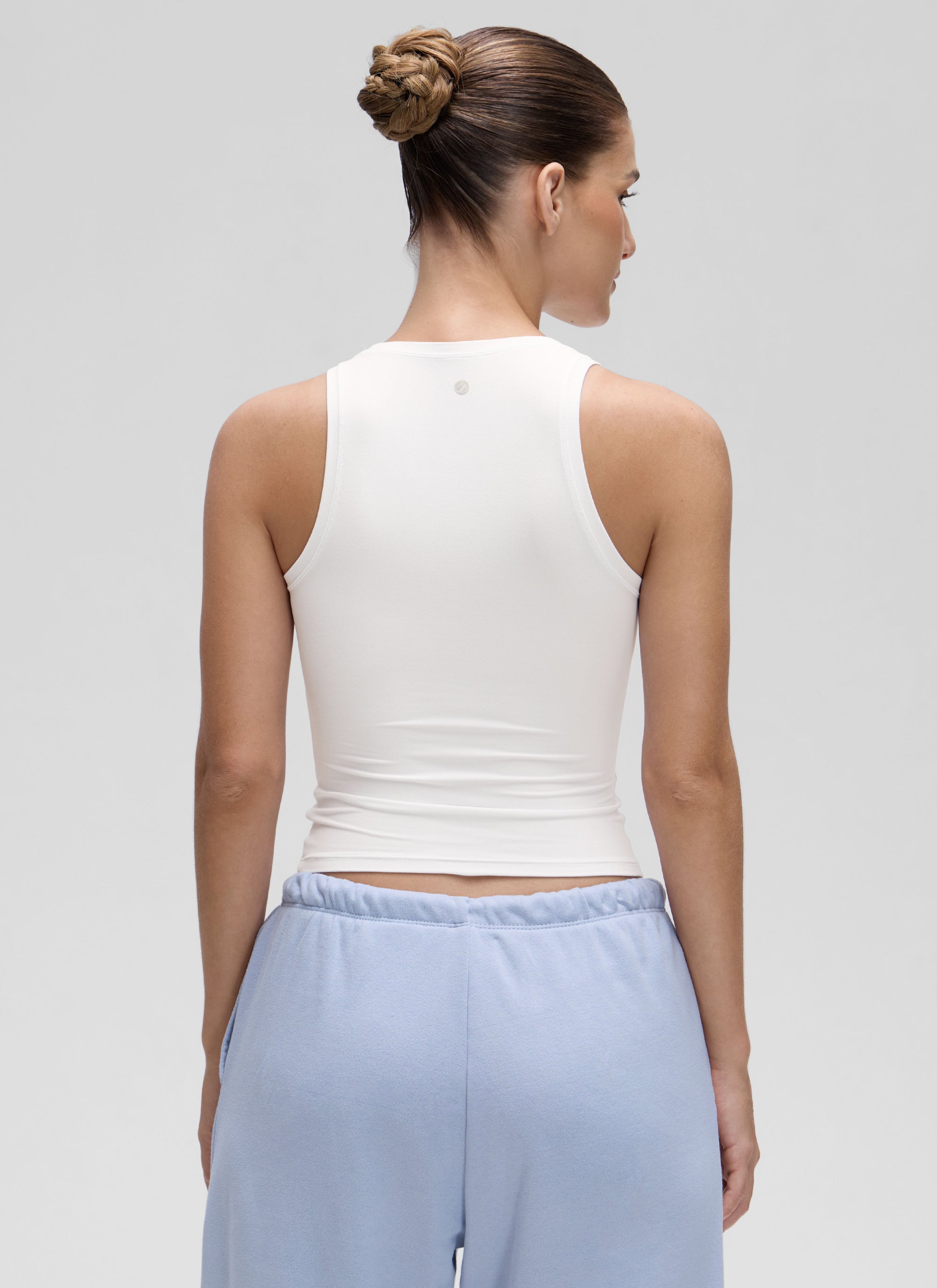 CRZ YOGA Women High Neck Casual Double Lined Sleeveless Tanks White @model_info:Jaynne