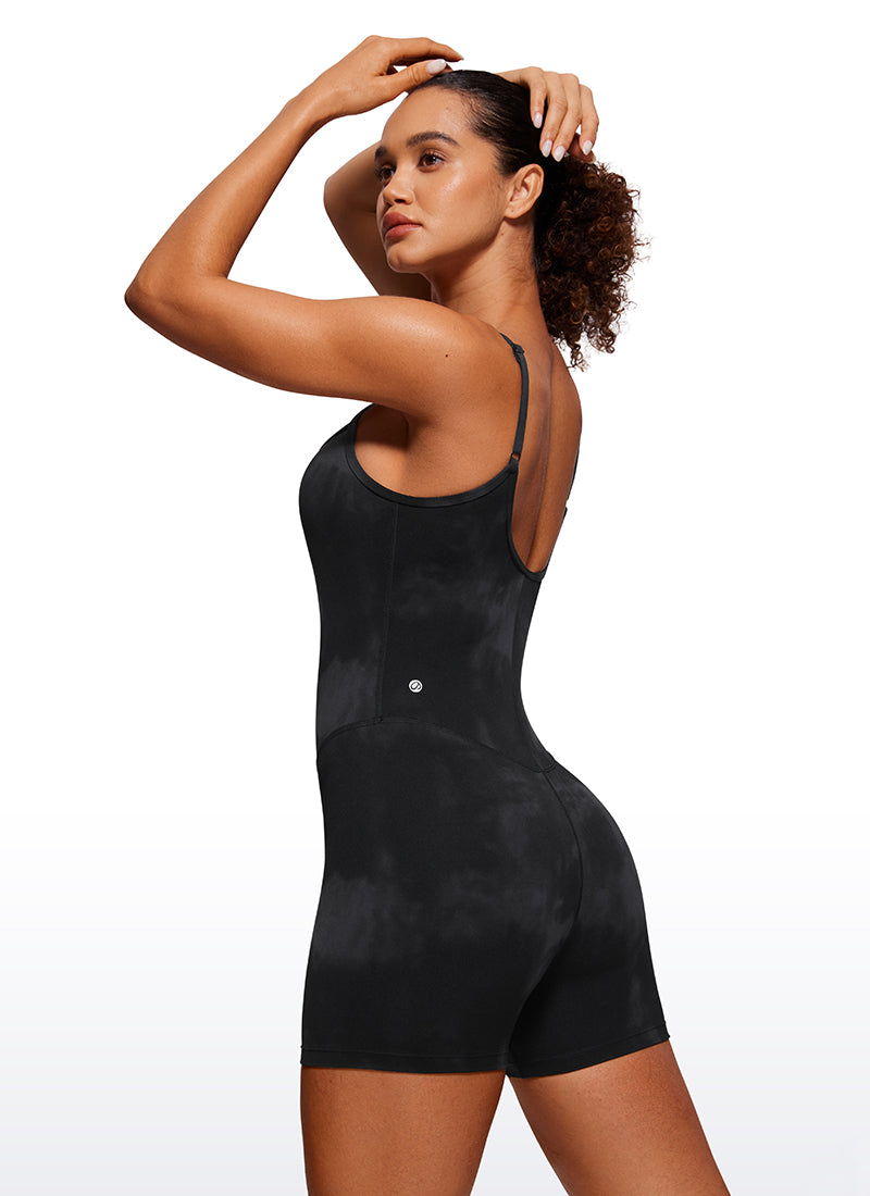 CRZ YOGA Women's Yoga Tight Fit Romper Shorts Bodysuit Jumpsuits Black Tie Dye Flowers @model_info:Thamy