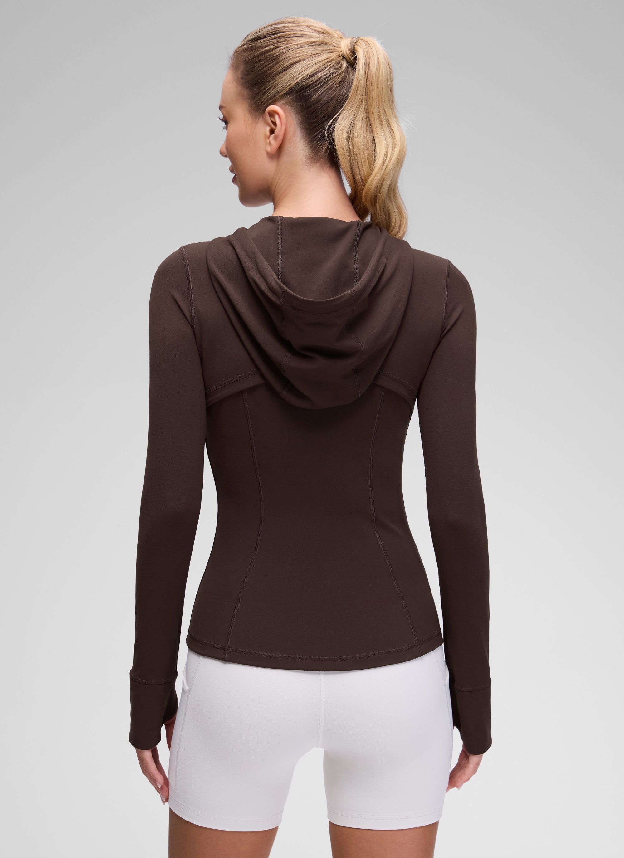 CRZ YOGA Women's Butterluxe Slim Fit Pocket Outerwear Full Zip Hoodies Hot Fudge Brown @model_info:Anna