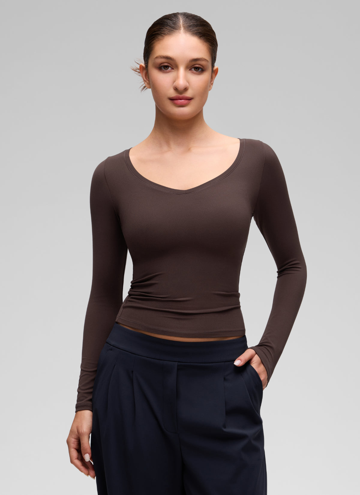 CRZ YOGA Women's Softembrace Casual V Neck Waist Length Long Sleeve Hot Fudge Brown @model_info:Inga