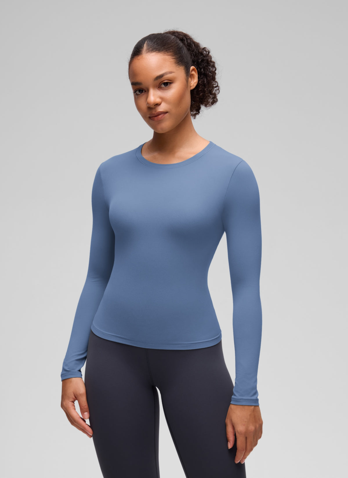 CRZ YOGA Women's Crew Neck Tight Fit Long Sleeve Shirts Casual Tee Oasis Blue @model_info:F