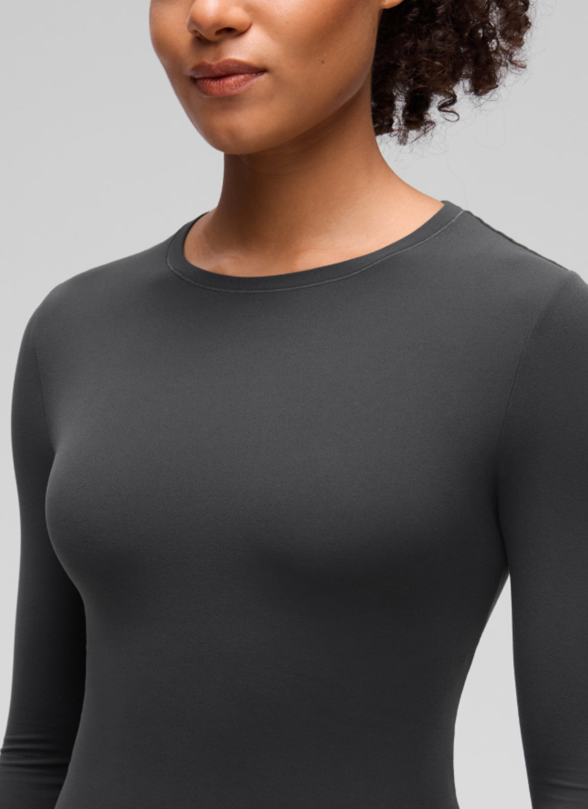 CRZ YOGA Women's Crew Neck Tight Fit Long Sleeve Shirts Casual Tee Mysterious Grey @model_info:F