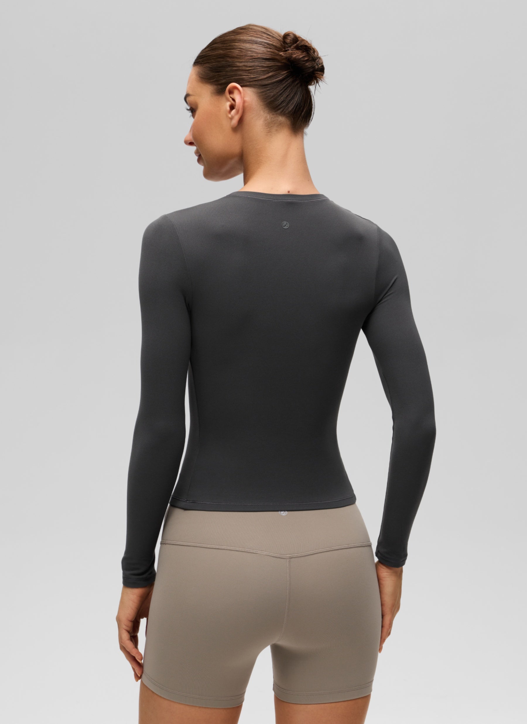 CRZ YOGA Women's Crew Neck Tight Fit Long Sleeve Shirts Casual Tee Mysterious Grey